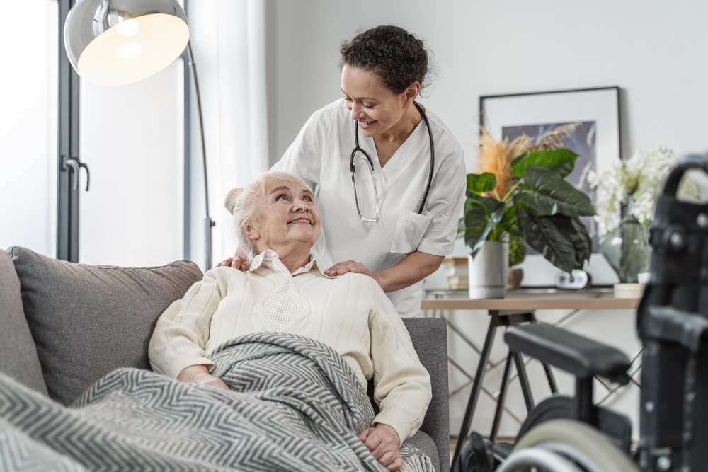Benefits of Choosing a Home Care Agency for Your Loved Ones