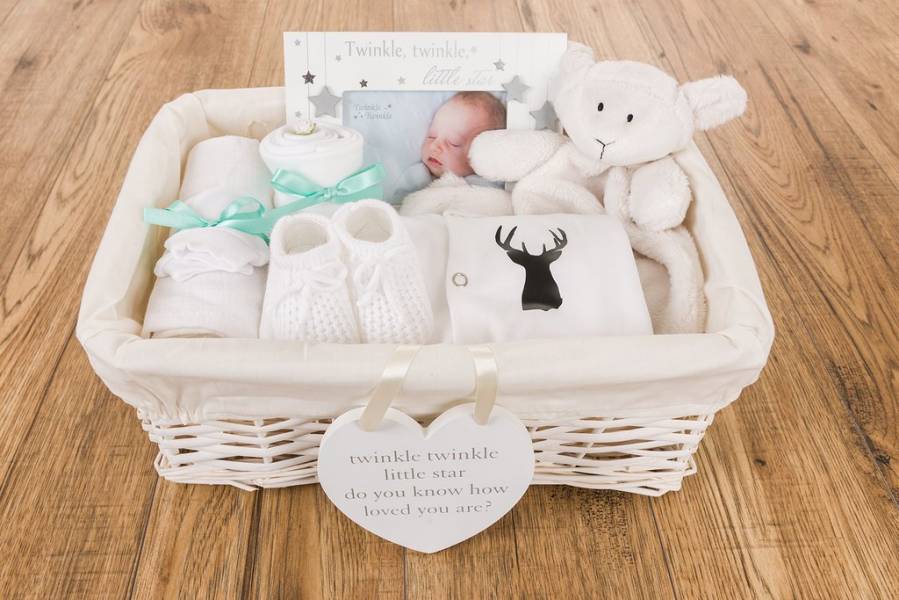 newborn baby girl gift hamper