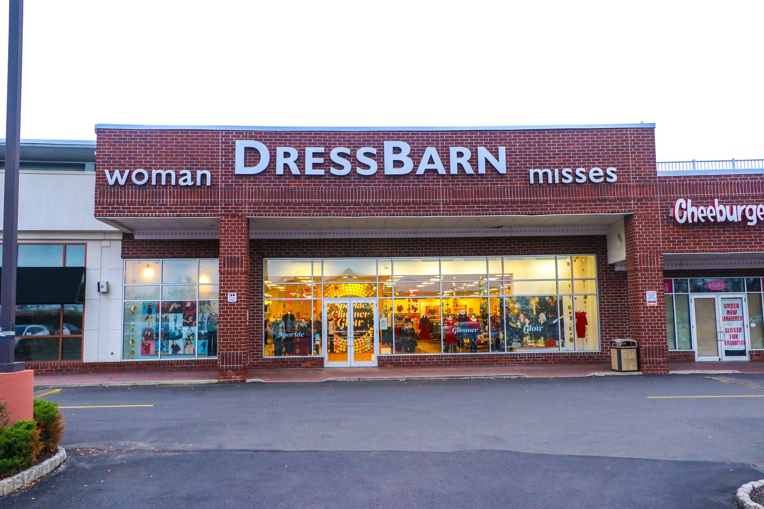 Unlocking Style: Your Guide to Dressbarn Online Delights