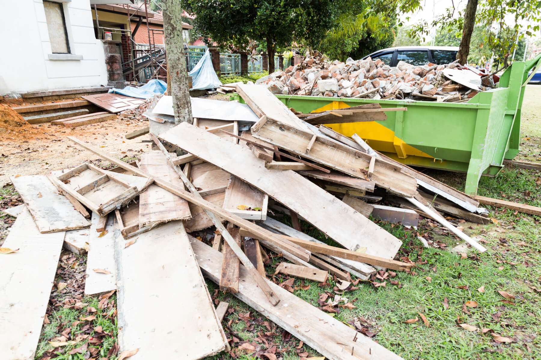 Construction debris removal in West Palm Beach FL