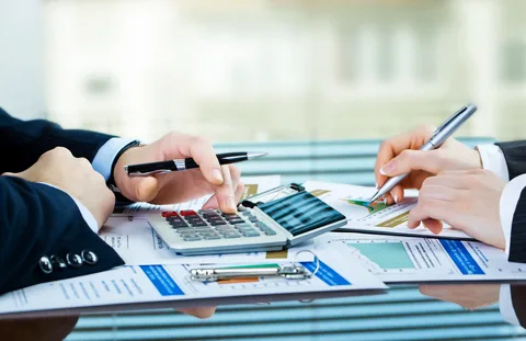 accounting and financial reporting services in dubai