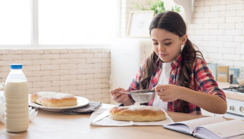 Baking Courses for Aspiring Cake Decorators: Techniques and Tools