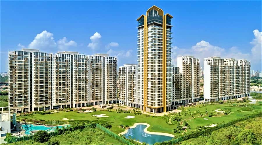 Luxury Apartments on Golf Course Extension Road