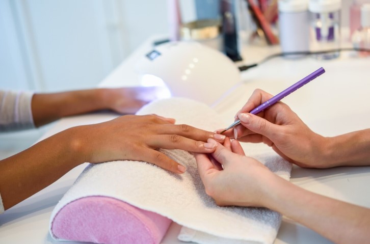 best nail salons in Dubai