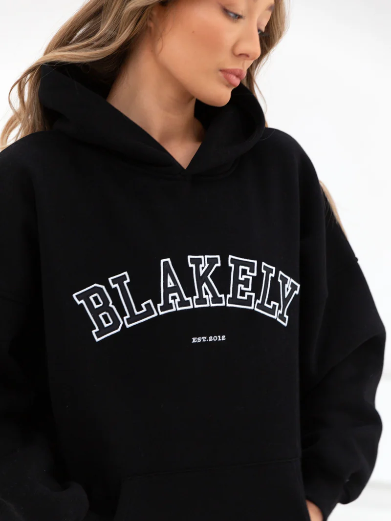 How Blakely Hoodies Redefine Everyday Streetwear