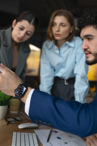 Top 7 Ways CRM Improves Customer Experience in Transportation Services